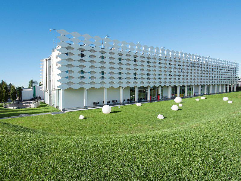 6956F75589A9F1CFE931B97B5CA65C95