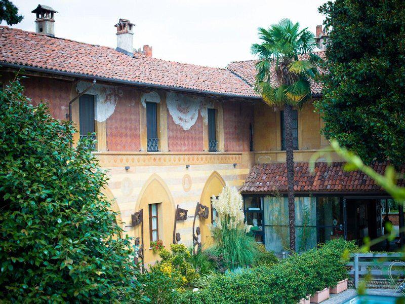 EC5D4006723BC482C4FA096B2014CBE9