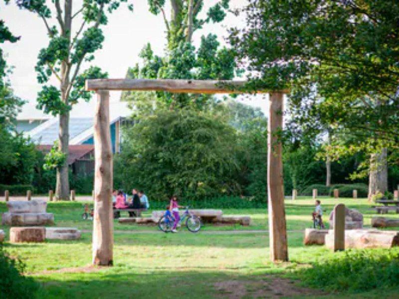 D592BEFF74D8E888C5BF695DC207DEBC