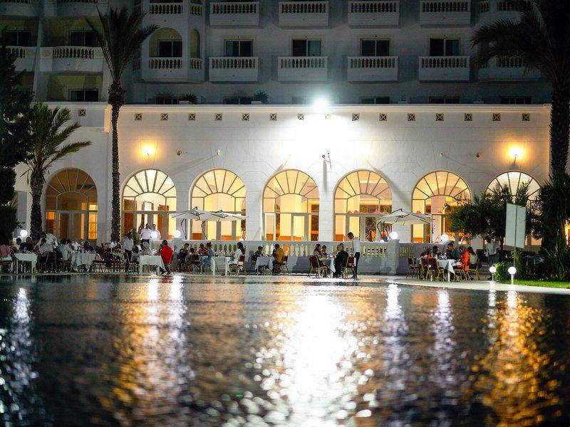 76BD8BCB6E009353FC6620C221059A4A