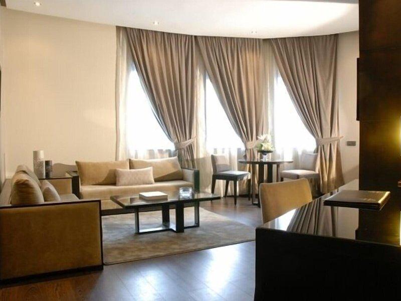 C904742E46B71A392A472554EC7487FC