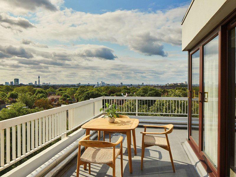 58AE30FCCC01EC1674967387D2FA445C