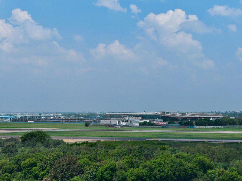 0B048C02E98361D52F57D2F5773BED1D