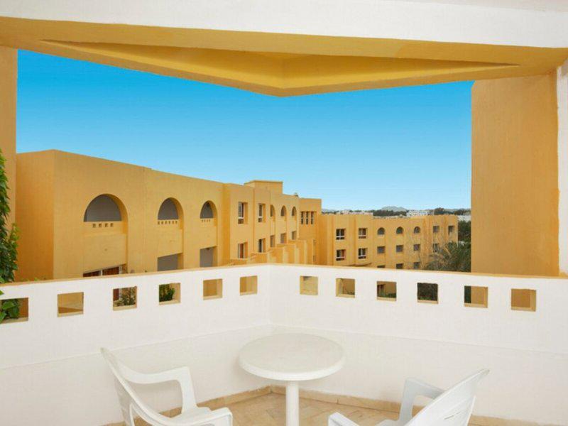 CD5B9CD4C3A2332EEA2427E1AFE60985