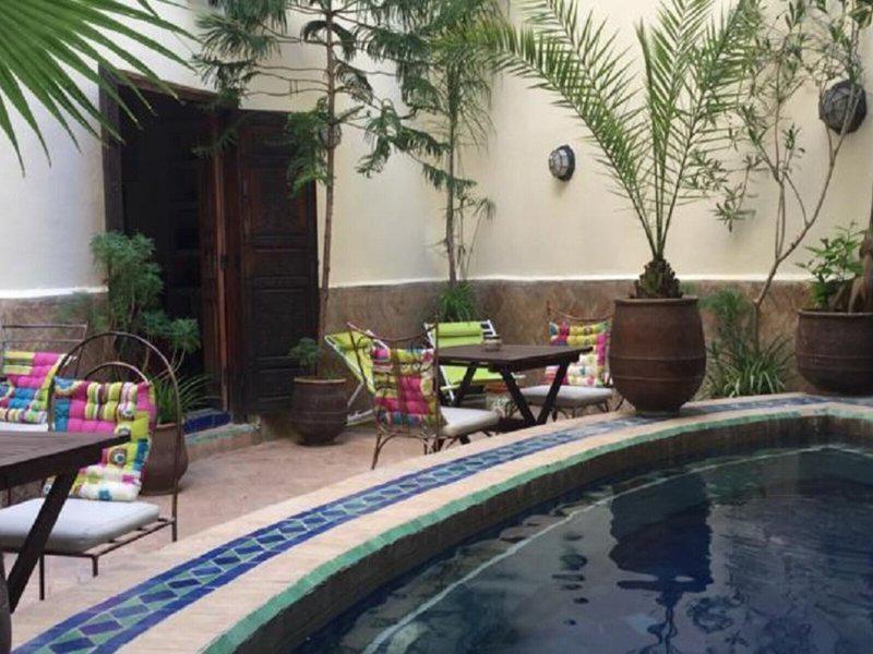 22AF1894B5706E67A1BF522C2C75435C