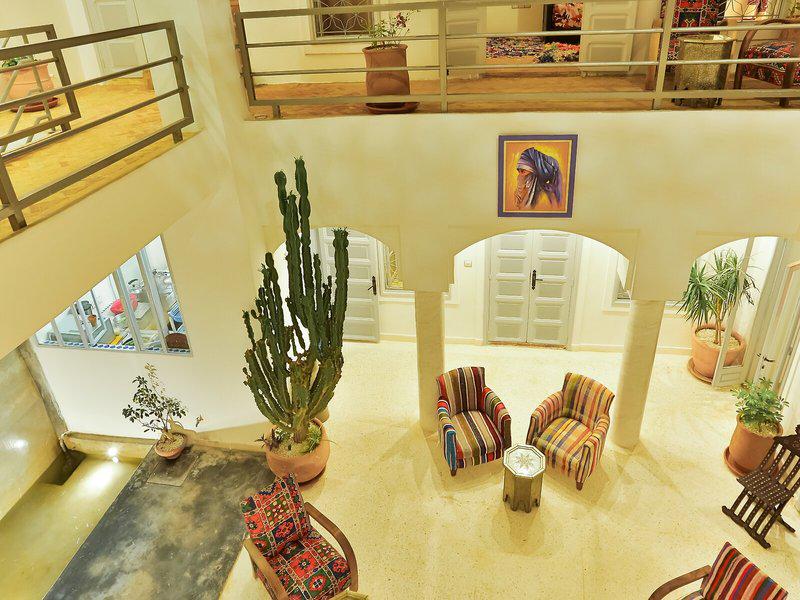 3A7060EEE6AB2FD602DEC629AD56C211