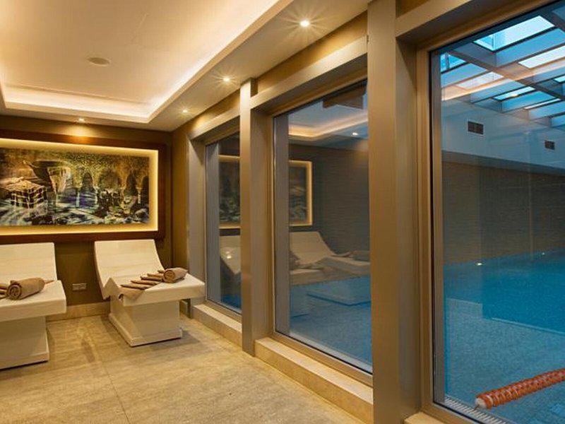 E3952D75B433E4E79FF51185D2C14815