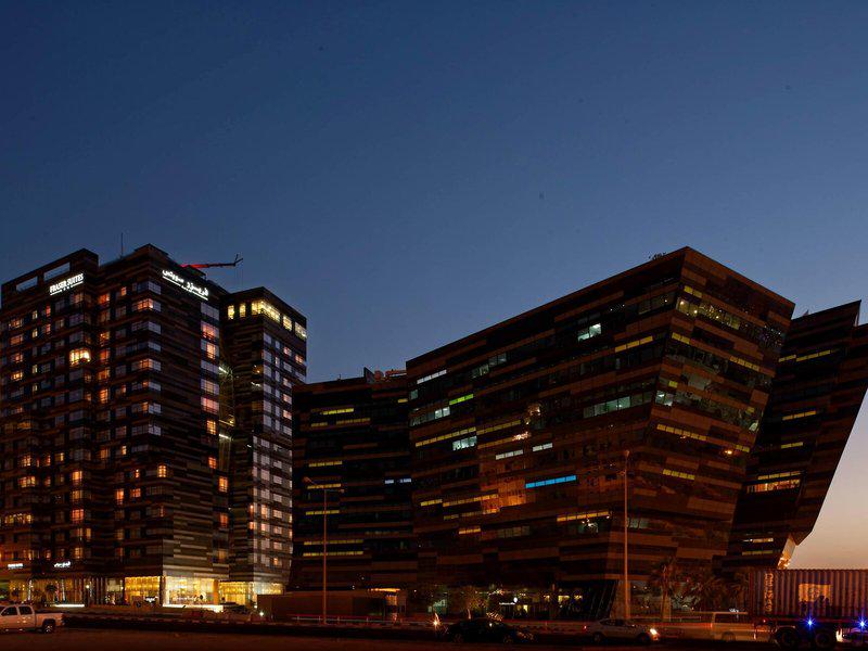 686E68AA85FA8837A2AD71D437D242C8