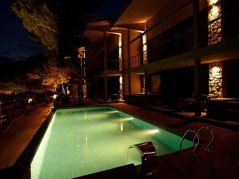 C671001101A04B4DDA12F196C07F992B