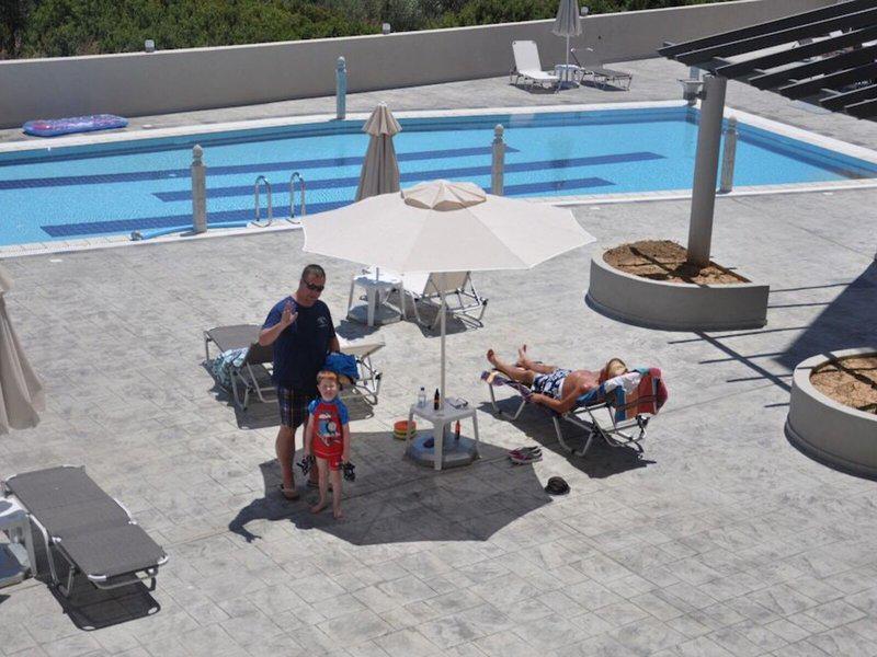 706B25A6A55F28D1806C1A6156539607