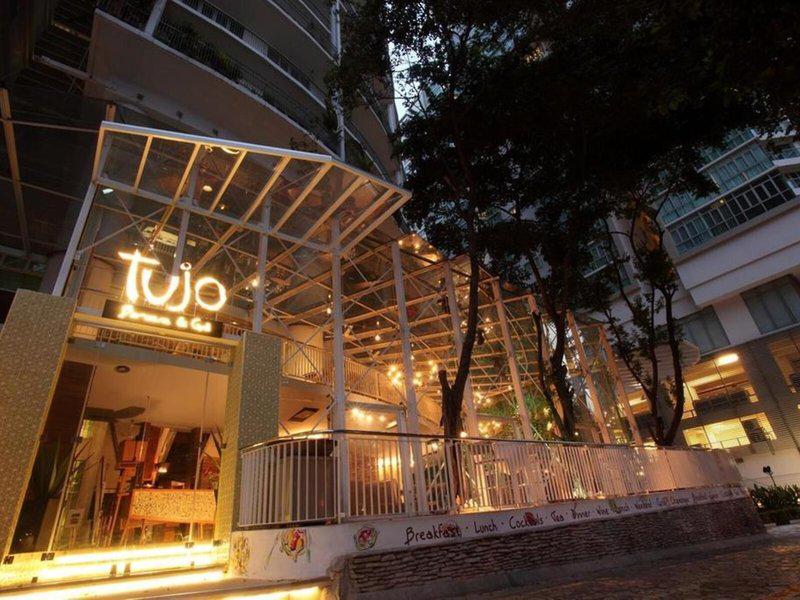 273310BF0F02F165308F9A267DF36281