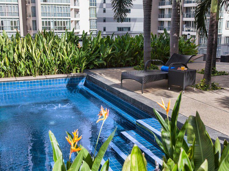 FD67B22E9A9F218895E727DB3BAF0EA8