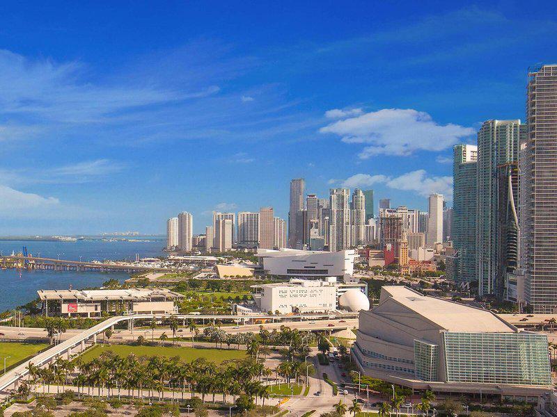 58F2701110D1993850FAD6CE61A4AA6B