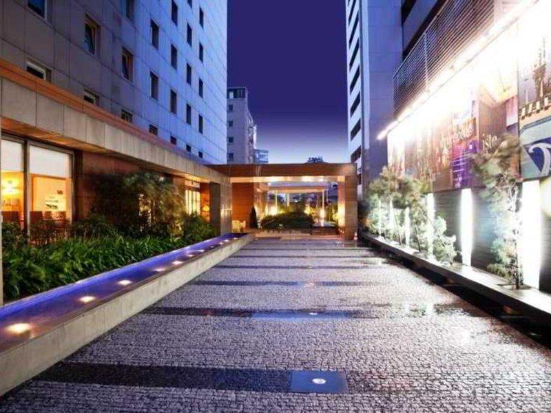 53BCC7041344D4C12294DAC069F775E1