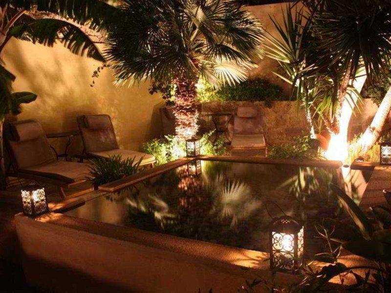 8EC320C0F33B95FAD1BB736383122EC8