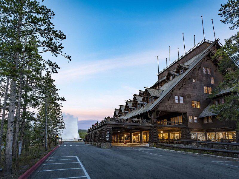 685338FA7B952E3692931A1A2B3A3E2C