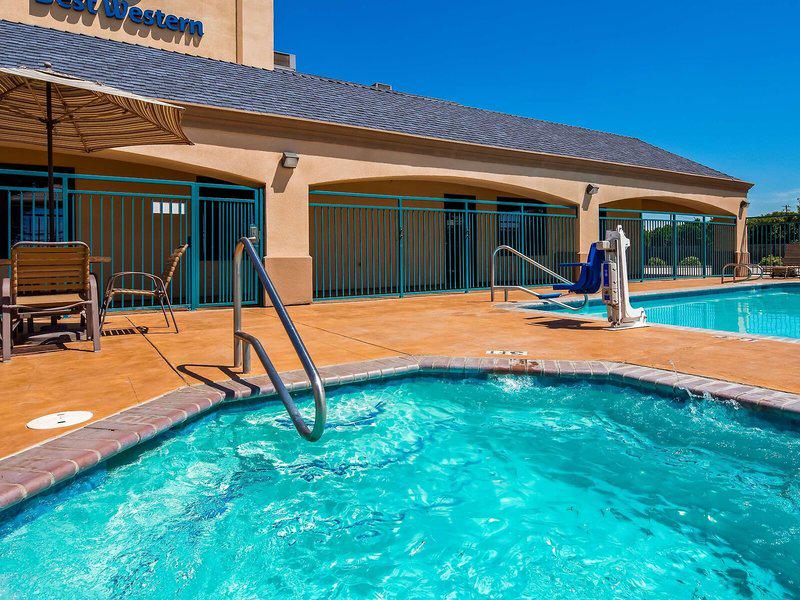 F9DF8D8E14CE24724626F4C4EB9FC67B