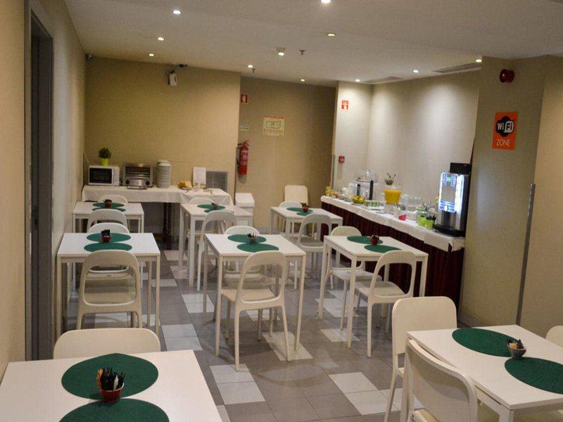 5BD992BE0B02C302EAFD235B09578523