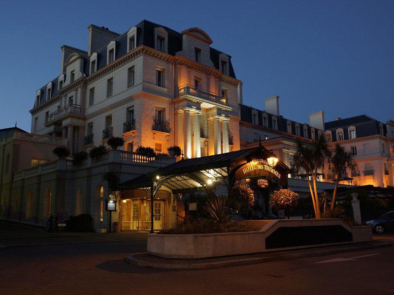 71B11438DAFD30DF385D07A649A3B20D