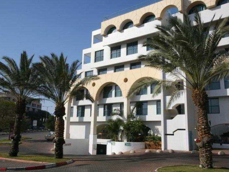 BC3D17EDD3BDD63AE3FB4F8773A0FF36