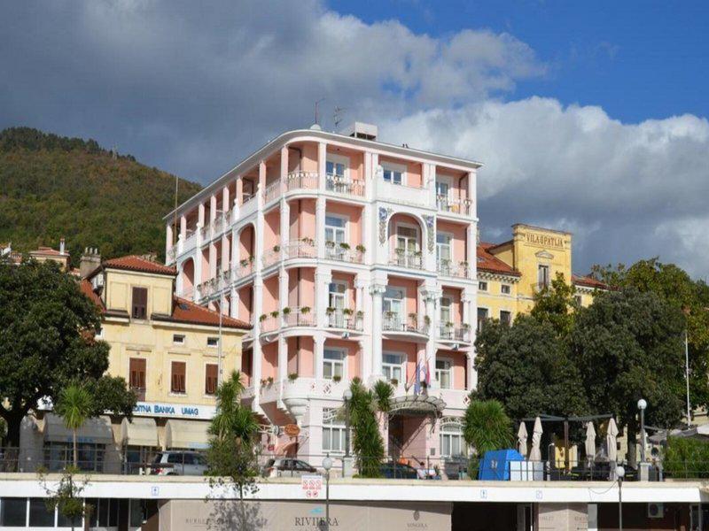 5DF57D5125F2680806DD691003D228E4