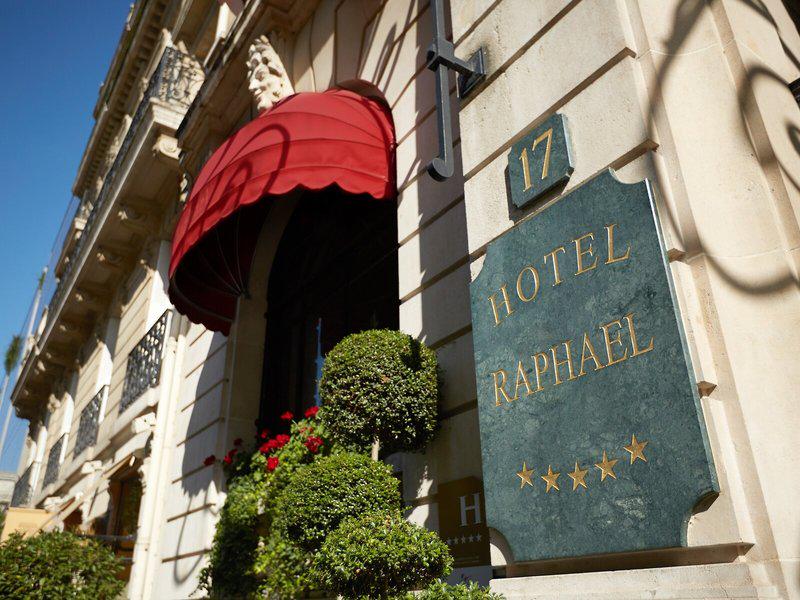 2CF9428831C016AD0BA6893E4FEDEBBB