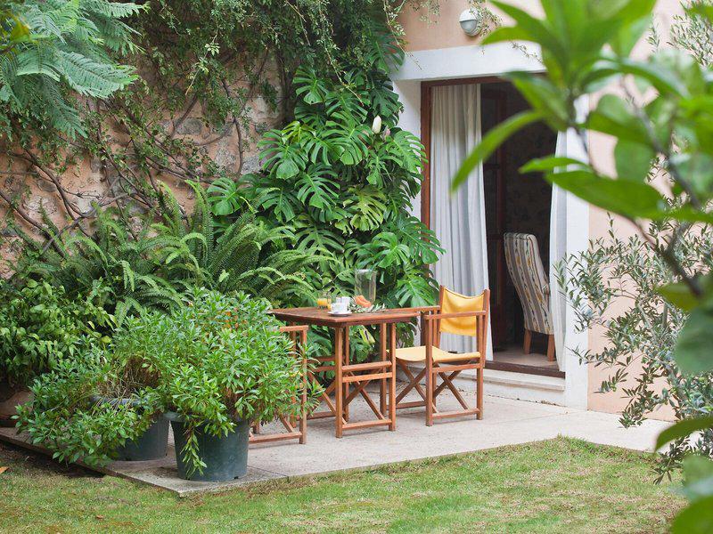 CAB3E5ED7964F83FD3B90824F723F97C