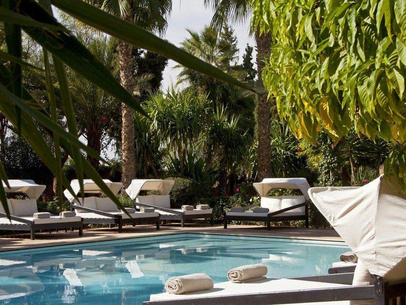 16E4F7A4AD4FEF4D59198DDC73D5316A