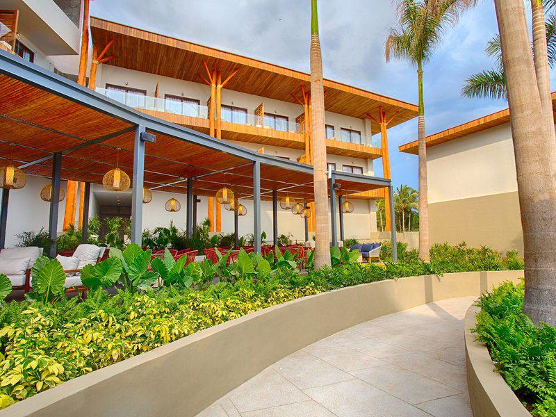 33A73573BAE01698248777CD141A17B5