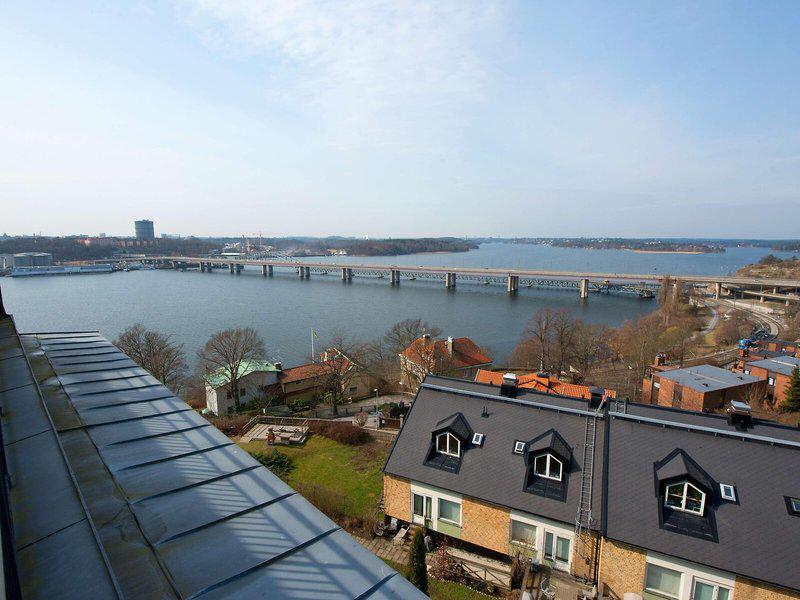 253083AC03E5D67BEE8572F2F97A5D30