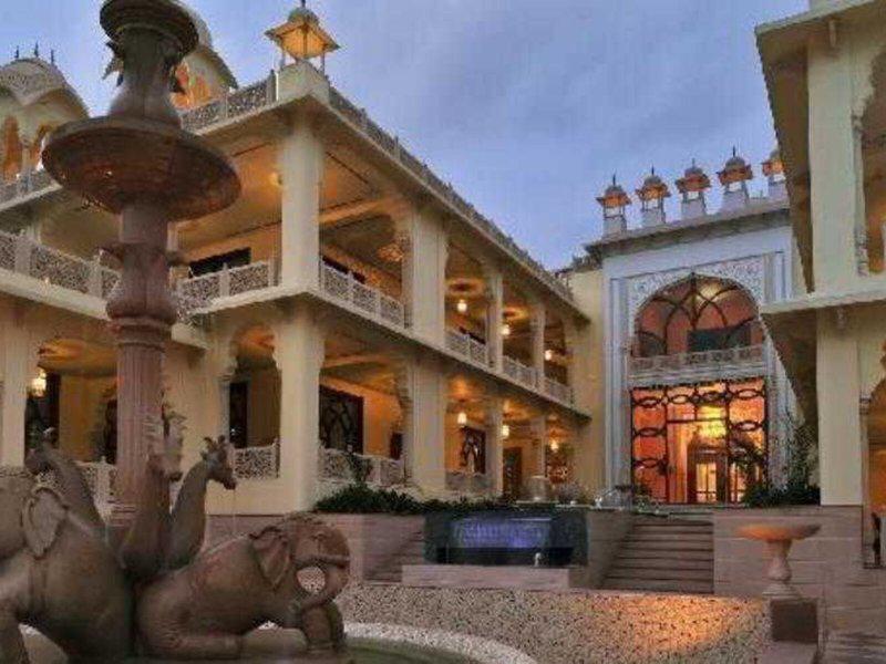 3CBFE5F6A4542BDE9BFFFF317118F4E7