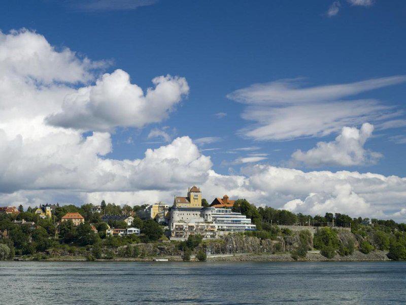 1014EE1A732C825AE5120D0096B42C00