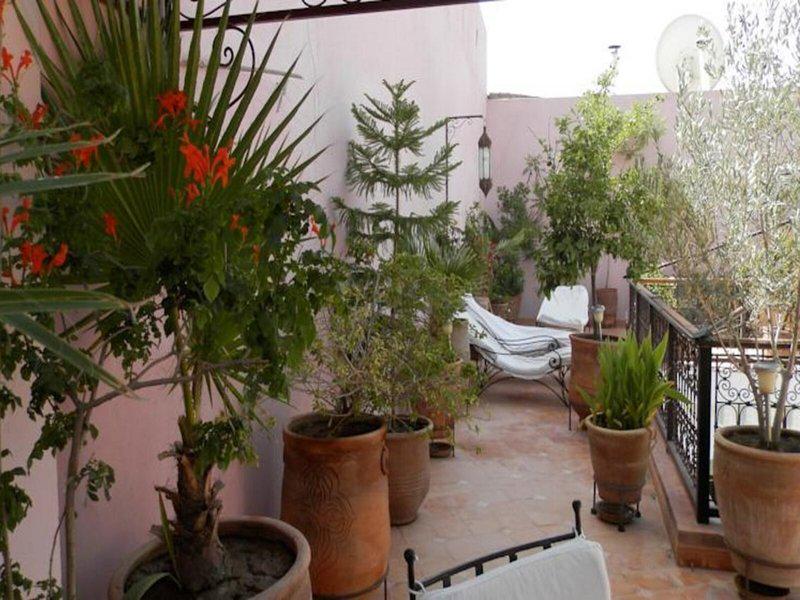 E21AD89F126EECD3EE8B912A363F14BC