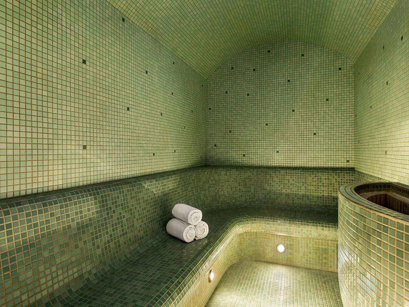 ED33D20C8BEDEEB8199866D6C9AEDE42