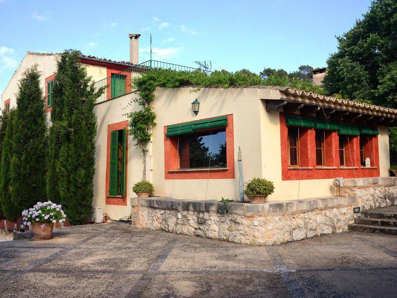 8E49F909725711373944D9F95734F87C