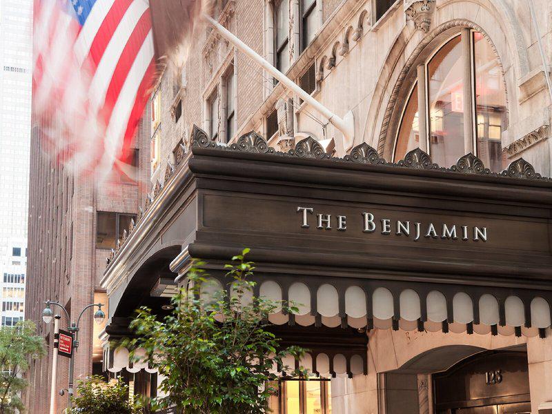 CA2C1381041B0DF6520DBD2399B72459