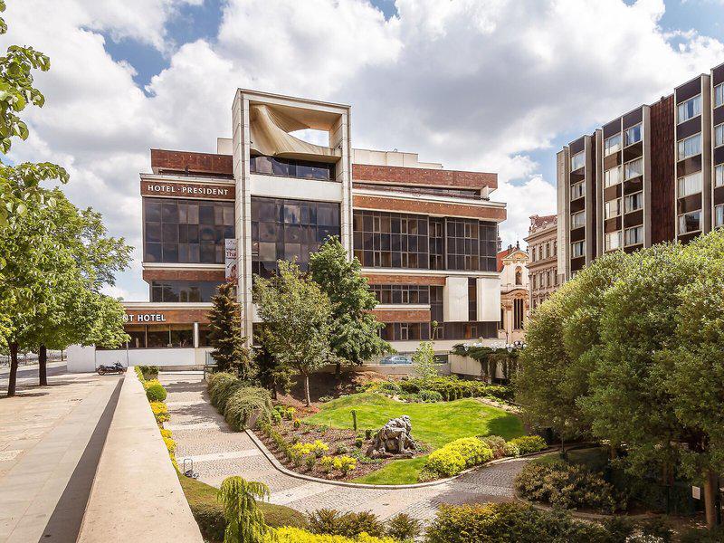 F09056B94EFBEB3650C85DCBD00ABBD0