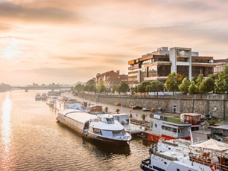 794E072F6B1112898F5E8B8F4D9849F7