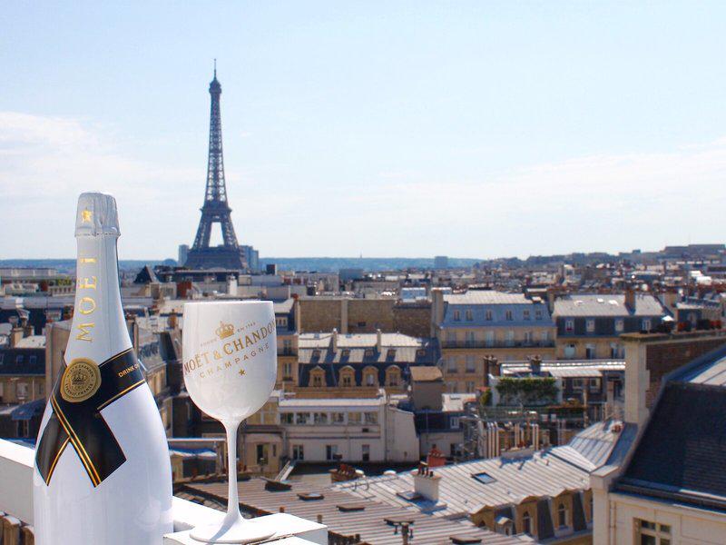 DC4D008FF521C2E10CC7565490B4FC1F