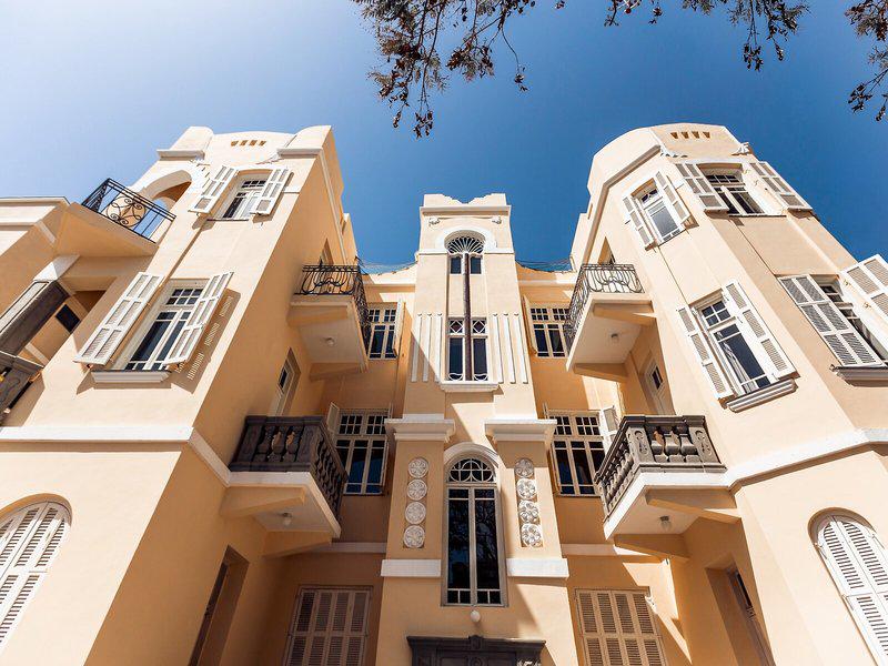 8DD25192D570C5E4A81C0465433AFF8E