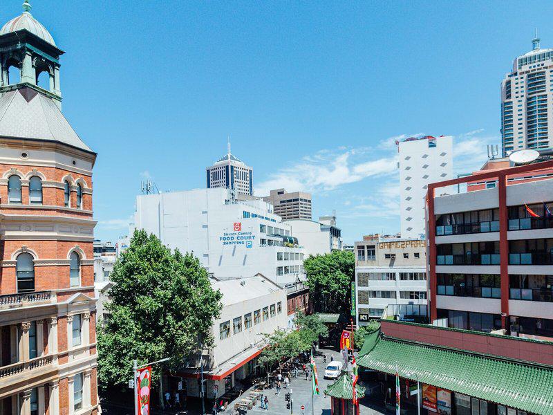 053842BEECF9B2370BBA659F979B64DC