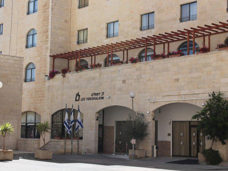 191FB003198DA41E683DF9708AE1FF09