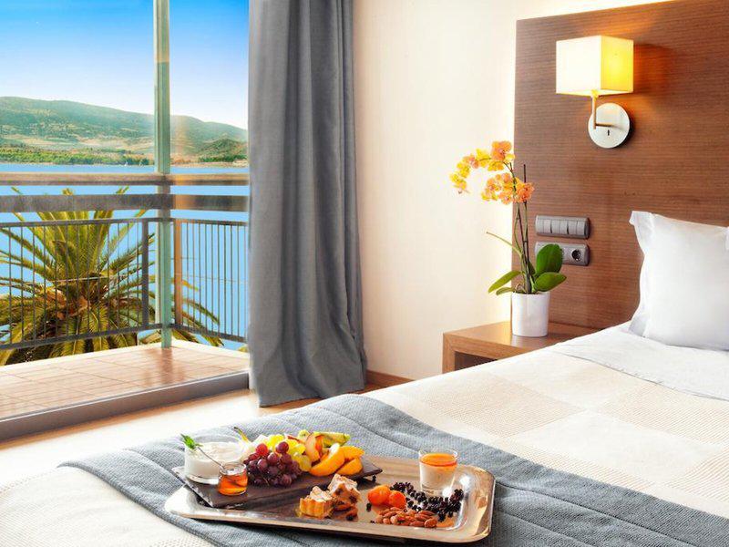 183E5DF59FE62C9ECFC334BB79CBA2F7