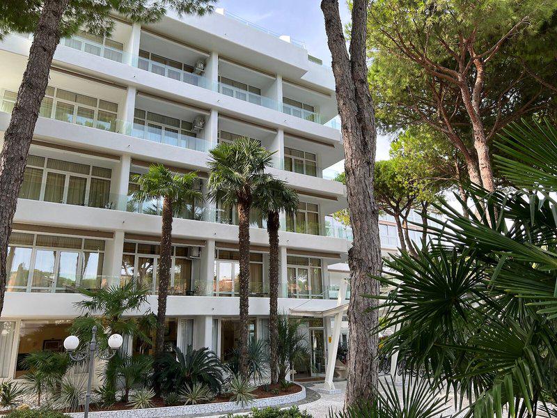 BC44CC700B4324886C3B432077DBB62F