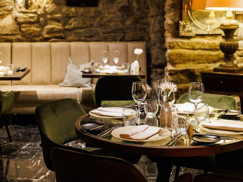 E8712F67654E2A6486D2BD1E3447E372