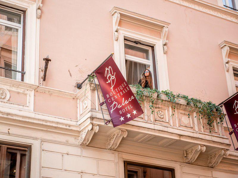 81A4F430C8DDE09A682AC087F74BC671