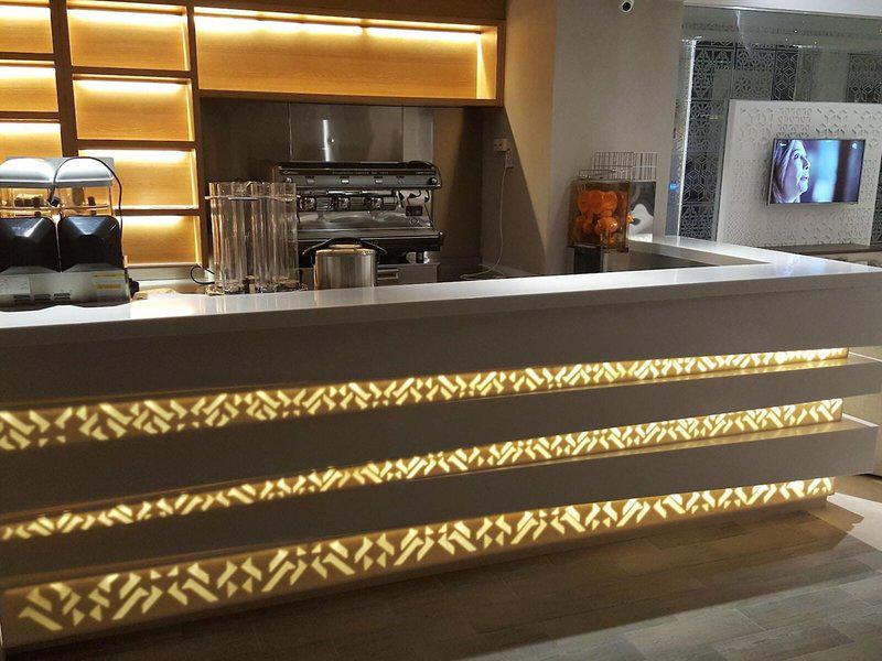 BE7804CB25F967D1826FC3C4F78A3E03