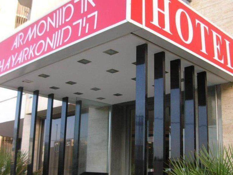 351740F3BB378FD17C24BC9F1BFAD151