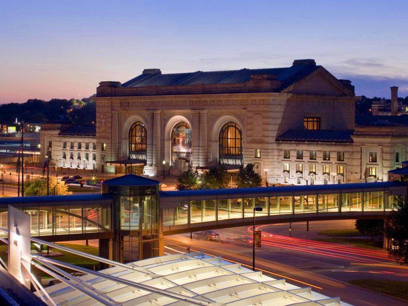 ACFC07EF49247EC7F0AA5C76401E3C3F