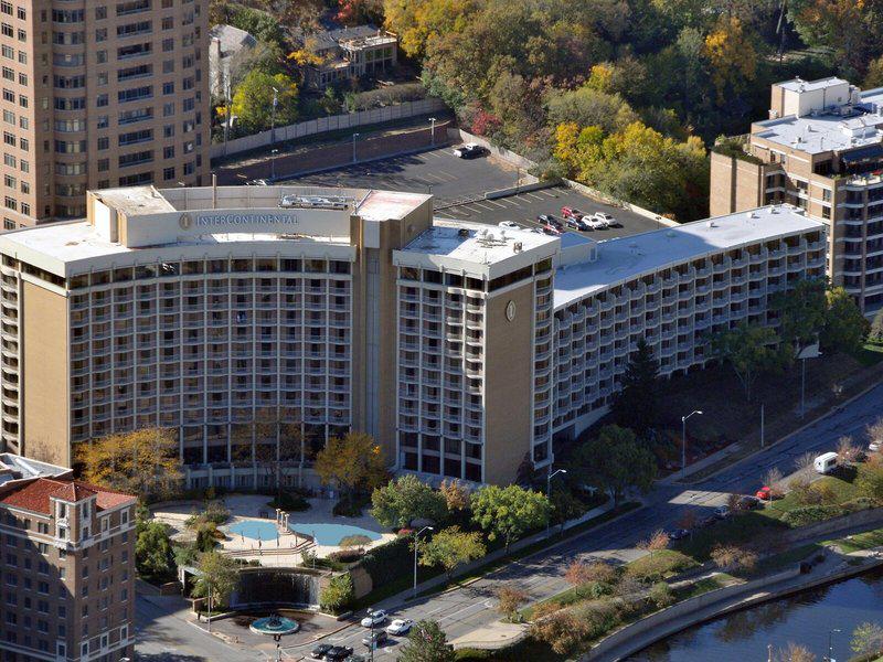 FC1C6EA711F5425158B87EAF741AC96E